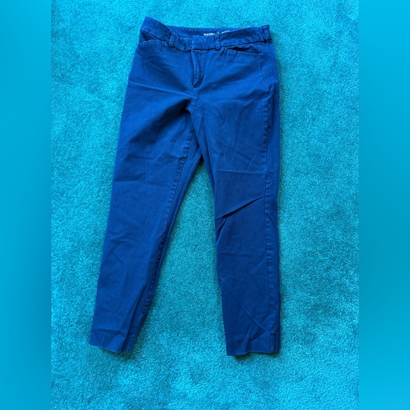 Old Navy Pants - ⭐️Old Navy Pixie Pants Navy